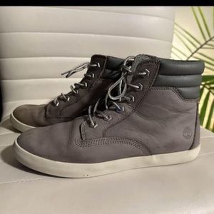 Timberland High-Top Shoes